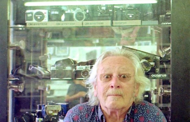 Analogue Talk & Walk, Chris Dommett