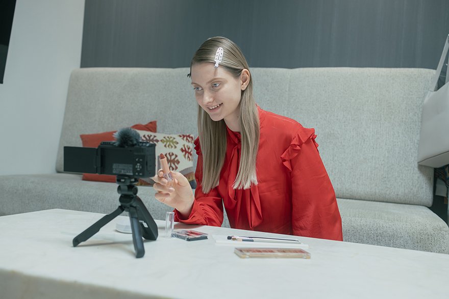 V1 powershot lifestyle image (3)